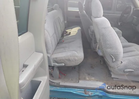 1998 GMC Sierra Sl Wideside z USA, uszkodzony, nr VIN 2GTEK19R8W1553399